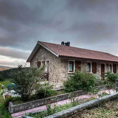 Rural Casa Fontequeiroso בית כפרי מוחיה